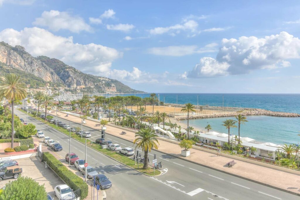 apartment for sale in menton with sea view