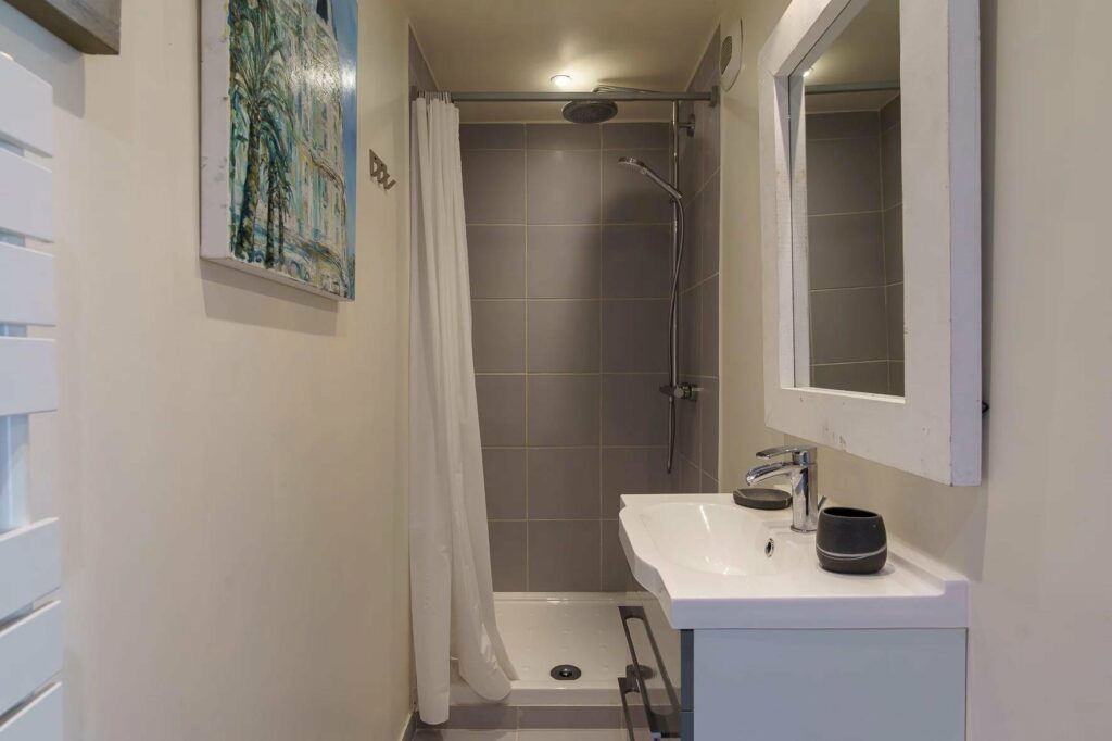 bathroom with standing shower at villa in Mouans Sartoux