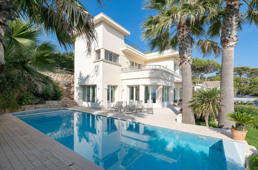 villa in cap dantibes with a private pool