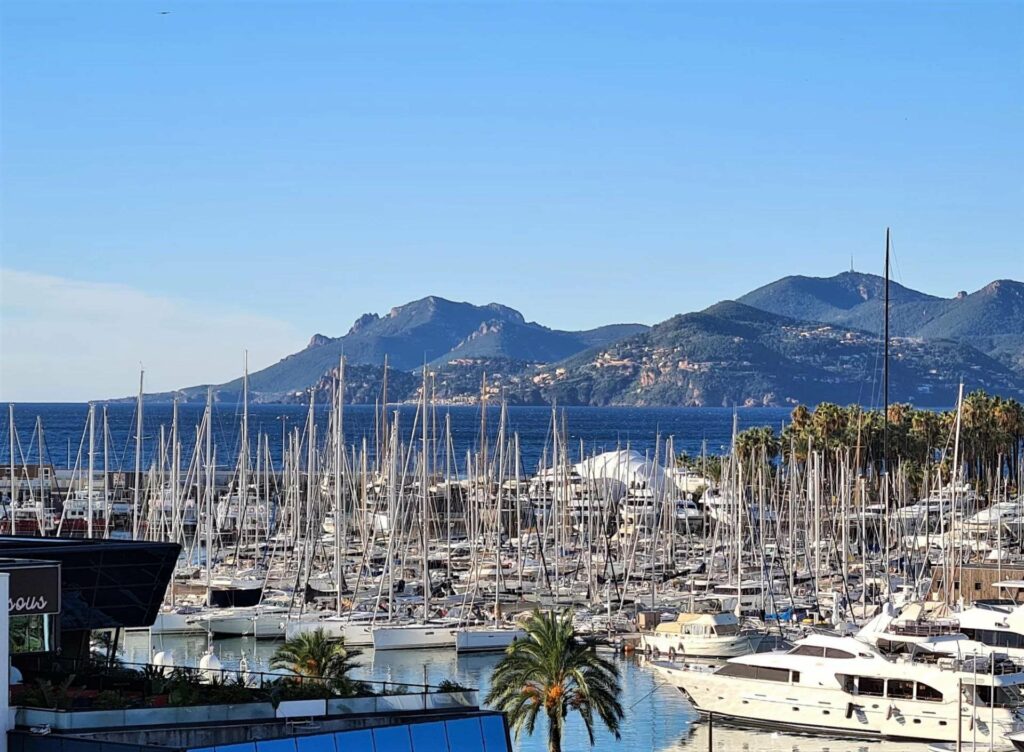 luxury apartment for sale on cannes croisette