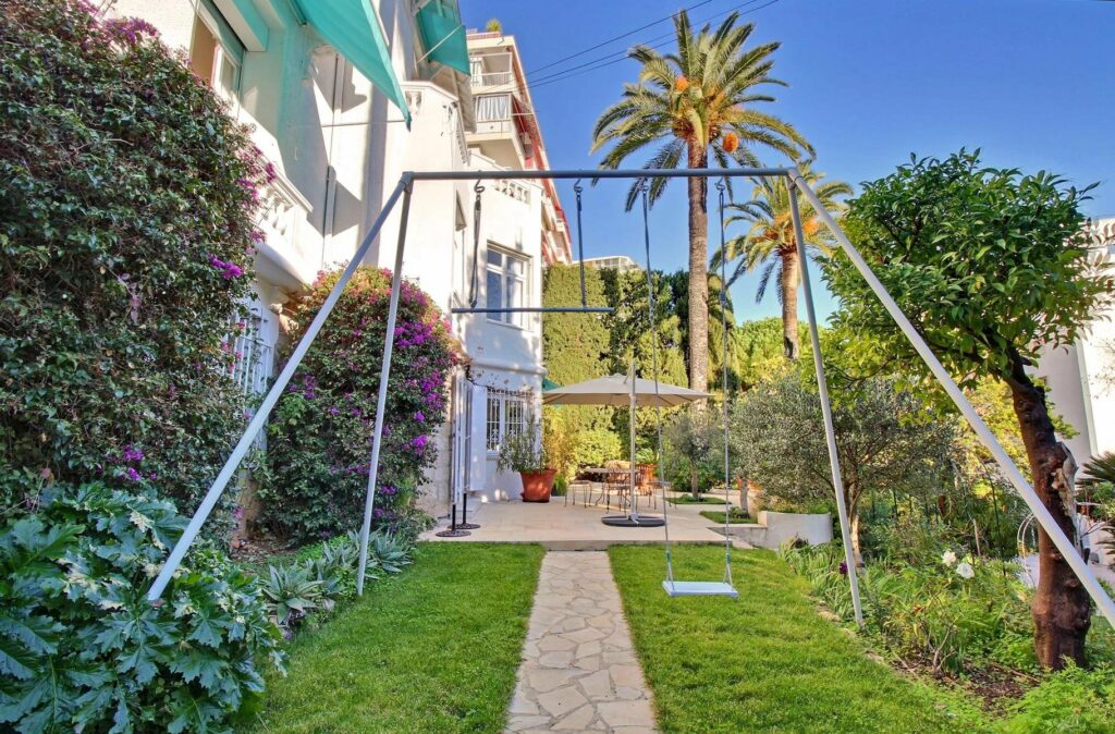 house for sale in cannes with pool