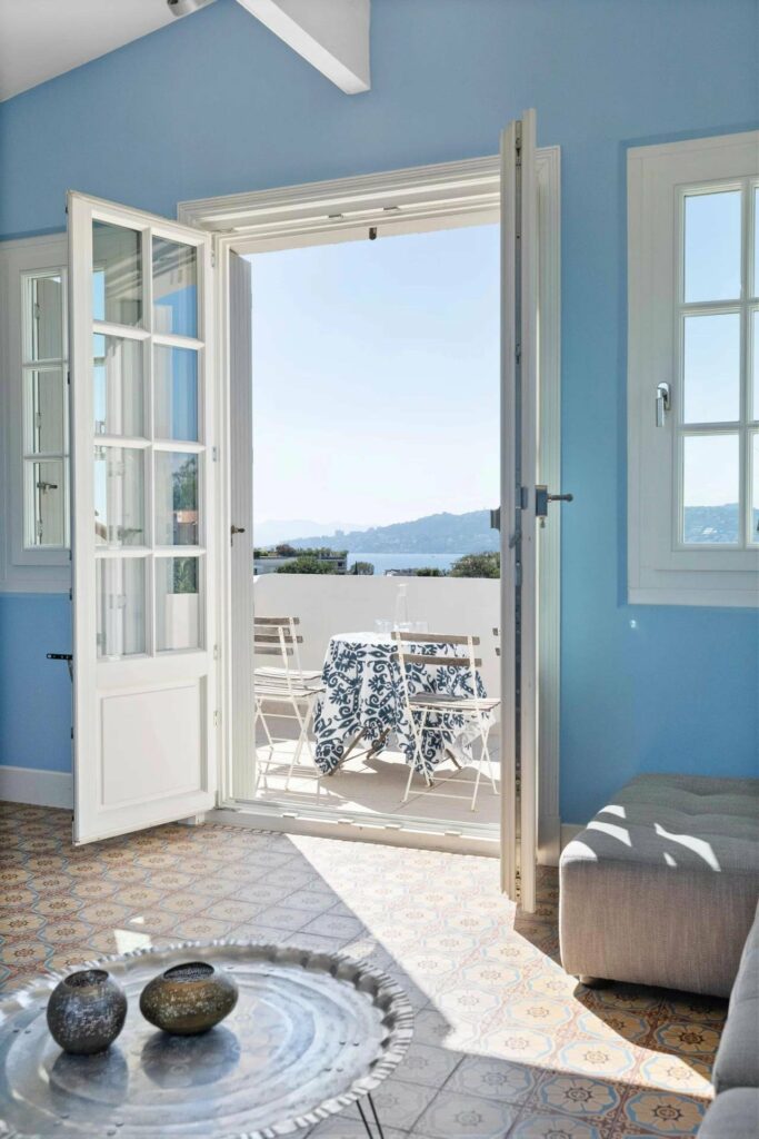 bedroom of villa on french riviera for sale