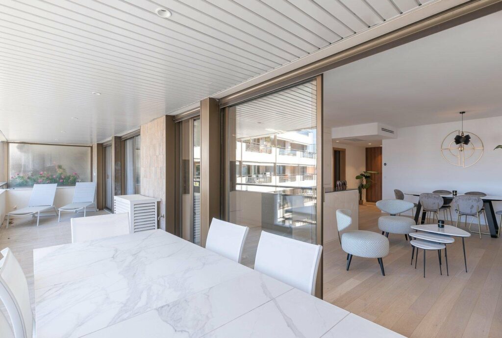 Luxury fully renovated 2-bedroom apartment with terrace in Cannes