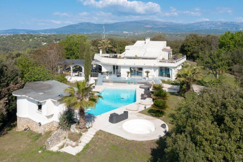 modern property for sale on the french riviera with swimming pool and tennis court