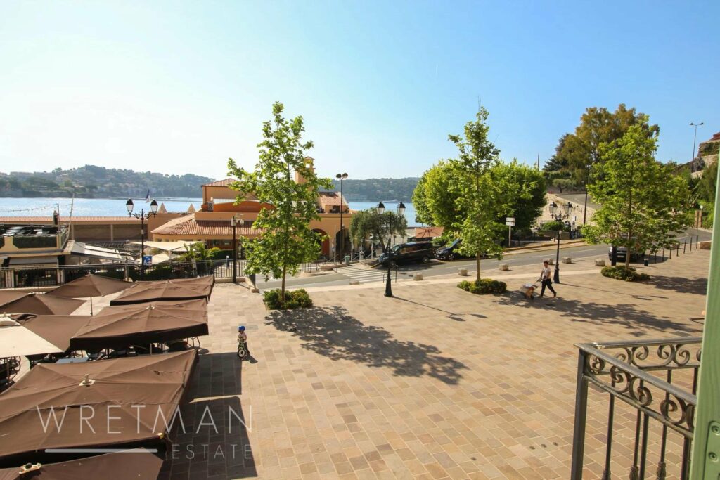 bright apartment for sale in villefranche-sur-mer