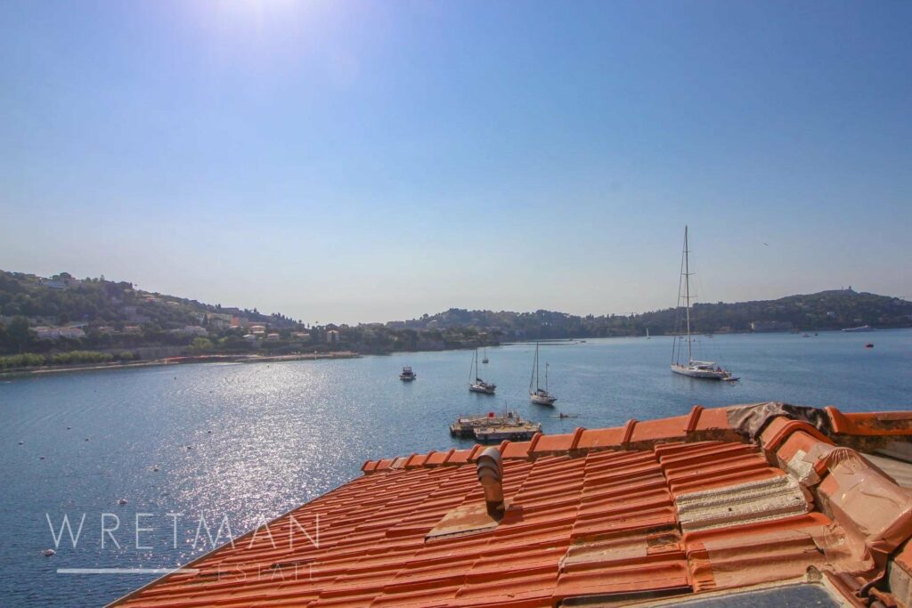 apartment for sale in villefranche sur mer with sea view