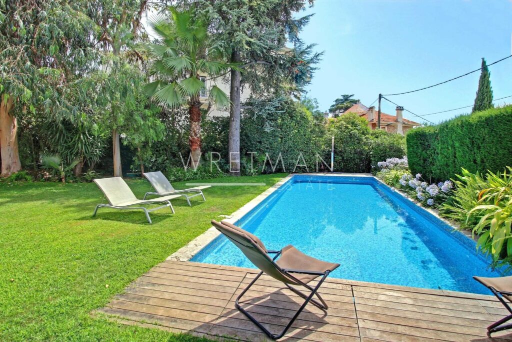 home for sale in cannes with swimming pool and beautiful garden