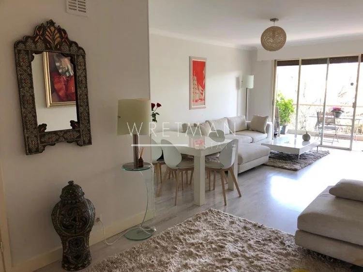 One/Two bedroom apartment in Antibes Ilette