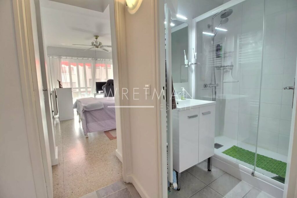 shower room with single sink
