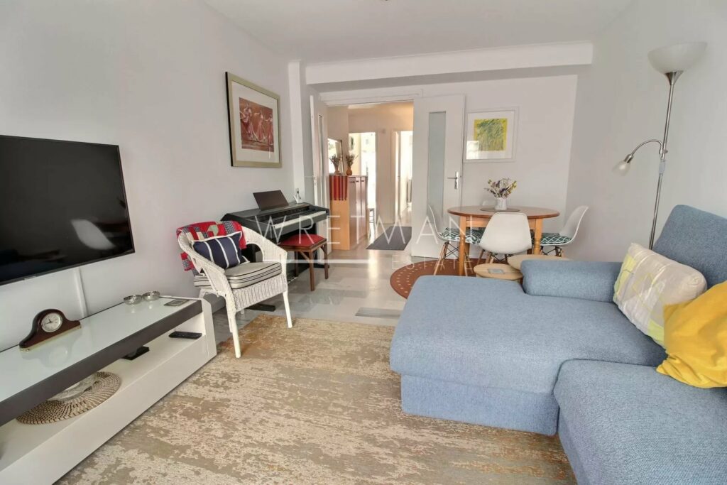 apartment for sale in center antibes
