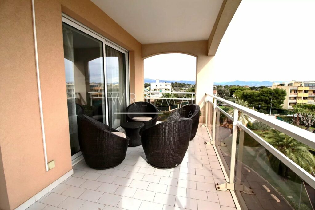 Vente Appartement 67m² 3 Pièces à Antibes (06600) - Wretman Estate & Consulting
