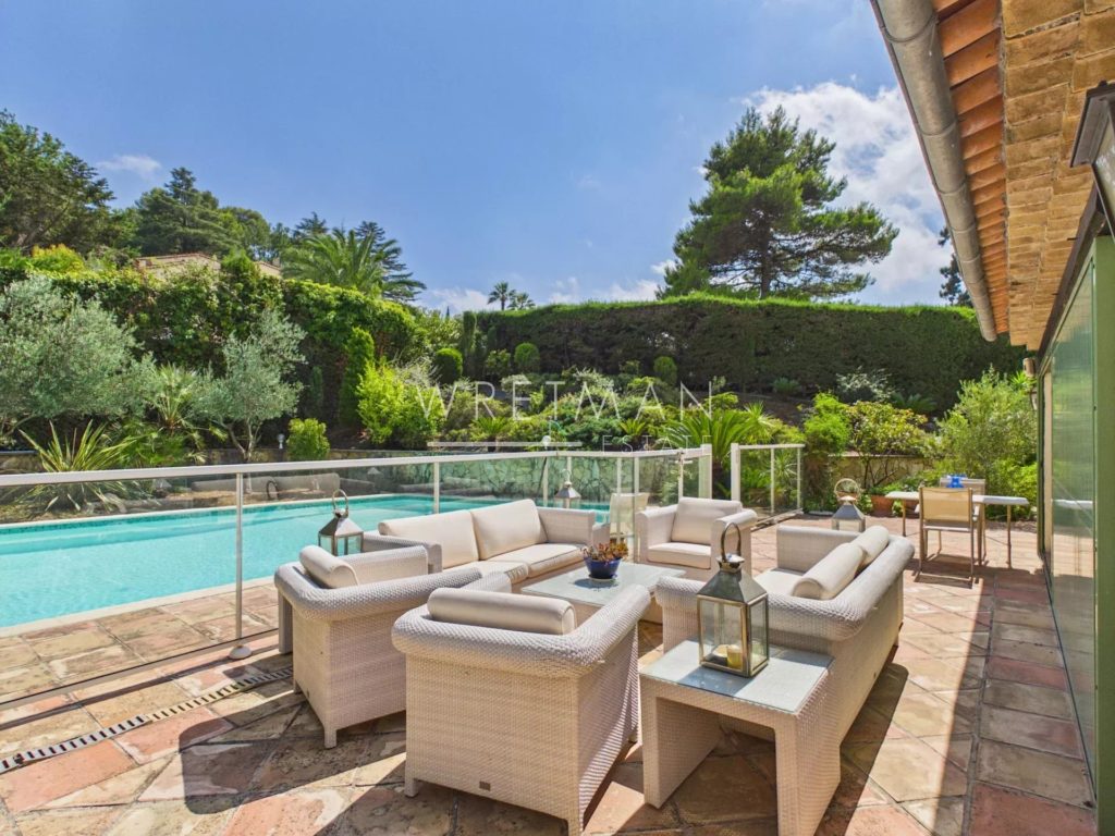 Maison 6 pièces 195 m² · à Mougins · 195 m² · 1 375 000 €