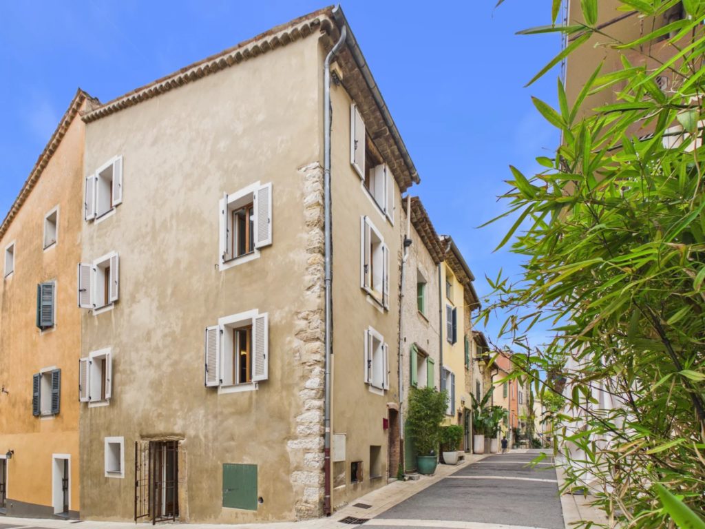 Maison 3 pièces 105 m² · à Valbonne · 105 m² · 550 000 €